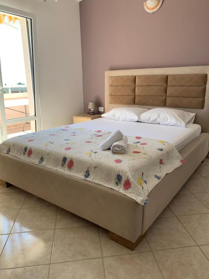 Apartments Adrian Ulcinj Luaran gambar