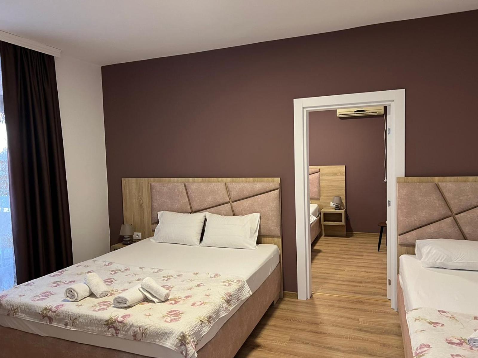 Apartments Adrian Ulcinj Luaran gambar