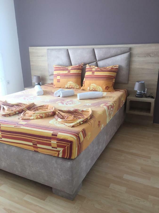 Apartments Adrian Ulcinj Luaran gambar